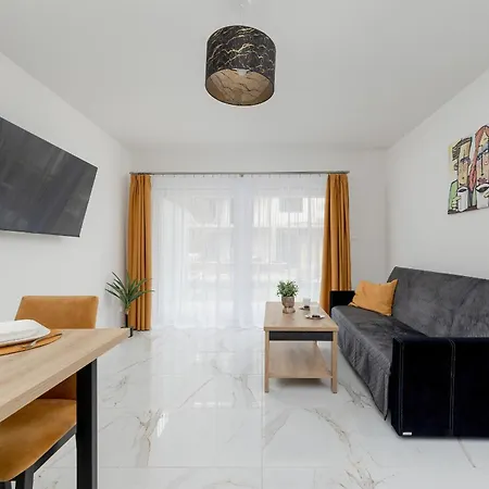 Beautiful With Garden & Parking By Renters